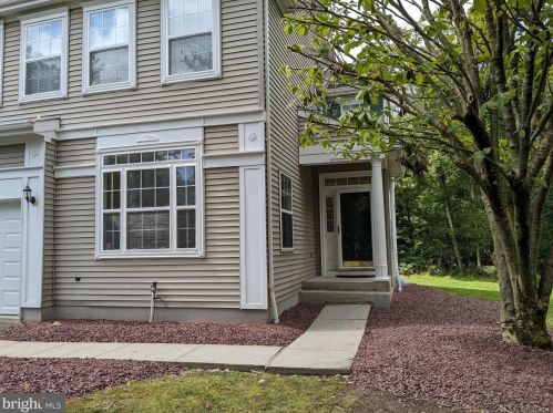 20 Cambridge Ct, Princeton NJ  08540-7928 exterior