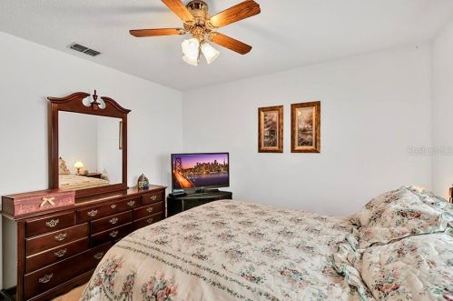 1750 Singing Palm Dr, Apopka FL  32712-2465 exterior