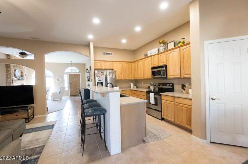 628 Stottler Dr, Gilbert AZ 85296-8387 exterior