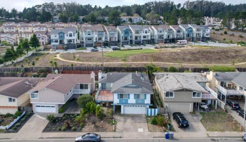 3375 Oakmont Dr, South San Francisco, CA 94080-5006