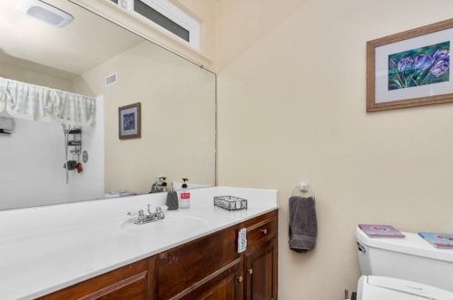 2717 Palmyra Ave, Orange CA 92869-4762 exterior