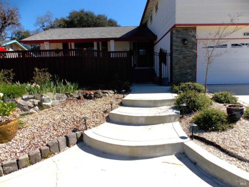 1564 Cunningham Way, Santa Rosa CA  95403-2342 exterior