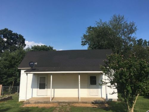 208 Mulberry St, Cornersville, TN 37047-4207