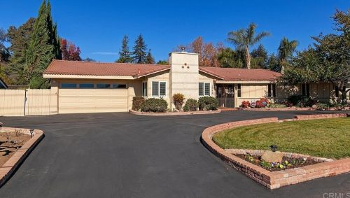 1792 Rancho Cajon Pl, El Cajon, CA 92019-1126