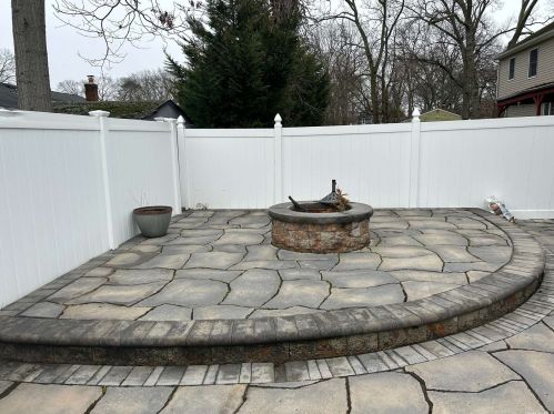 1207 Jefferson Ave, West Islip NY  11795-1706 exterior