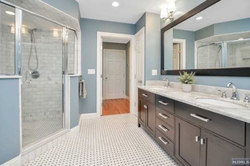 11 Cherokee Trl, Oakland NJ  07436-3011 exterior