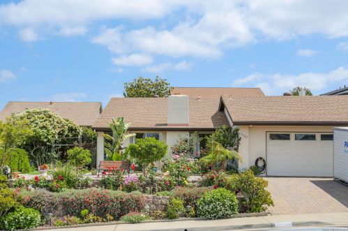 17325 Libertad Dr, San Diego, CA 92127-1334