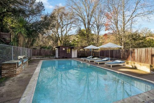 930 Live Oak Ave, Ukiah CA  95482-3733 exterior