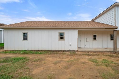 2875 Conveyor Dr, Burleson TX  76028-1803 exterior