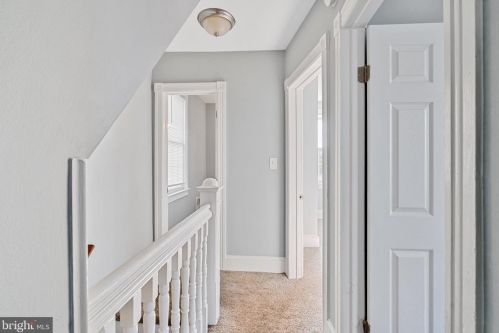 200 Delsea Dr, West Deptford NJ  08093-1221 exterior