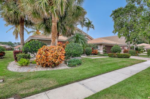 12313 Glen Falls Ln, Boynton Beach, FL 33437-6319