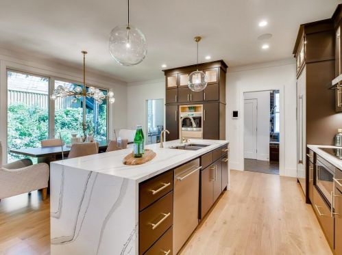 3917 Washburn Ave, Minneapolis MN 55410-1130 exterior