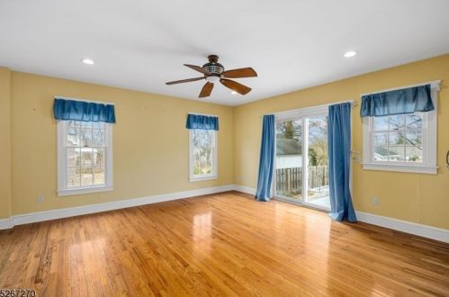 49 Pennsylvania Ave, Flemington NJ  08822-1223 exterior