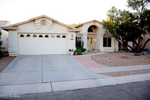 5261 Fireopal Way, Tucson, AZ 85742-9430