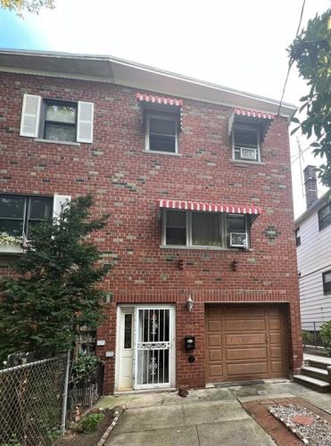 2246 Lafayette Ave, Bronx, NY 10473-1309