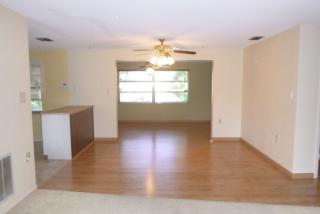 9025 Hunt Club Ln, Port Richey FL  34668-5129 exterior