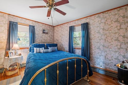 207 Pine St, Unity NH 03603-4827 exterior