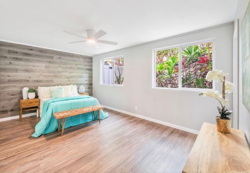 981687 Kiawe St, Aiea HI  96701-1737 exterior