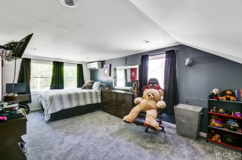 154 North St, Woodbridge NJ  07095-3131 exterior