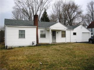 925 Orchard Hill Rd, Zanesville OH  43701-7312 exterior