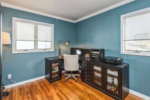 803 Delaware Ave, North Lindenhurst NY  11757-2812 exterior