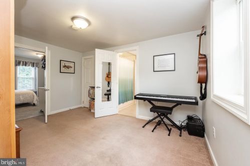 672 Manatawny St, Pottstown PA  19464-9407 exterior