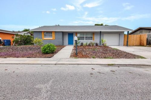 9421 Lido Ln, Port Richey FL  34668-4610 exterior