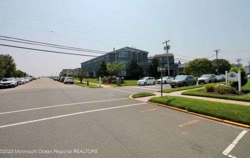 201 2nd Ave, Belmar, NJ 07719-2069