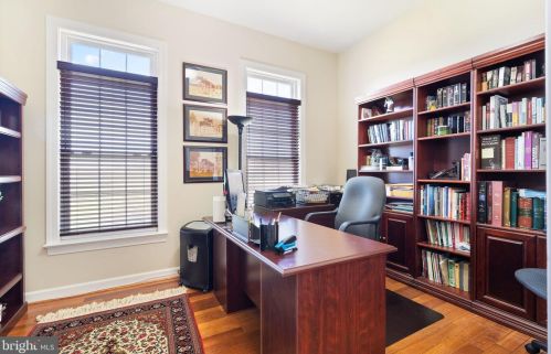 15840 Parnell Ct, Haymarket VA  20169-1667 exterior