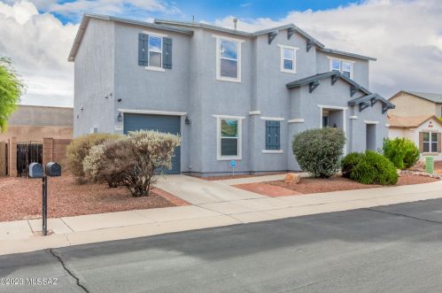4802 Chilean Loop, Tucson, AZ 85730-5244