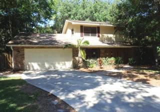 1087 Greystone Ln, Sarasota, FL 34232-2165