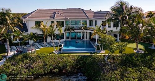225 Osprey Ct, Vero Beach, FL 32963-2652