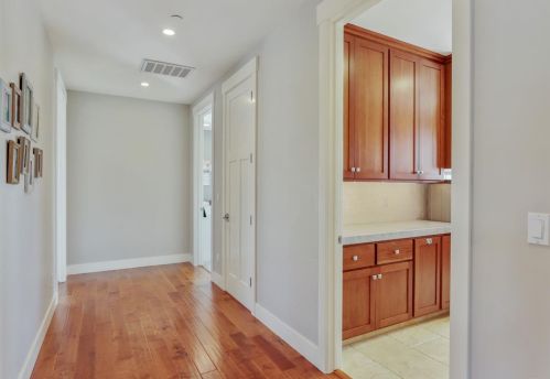 10817 Goldsborough Cir, Valley Home CA 95361-7649 exterior