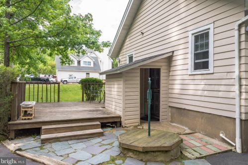4401 Route 27, Princeton NJ  08540-8708 exterior