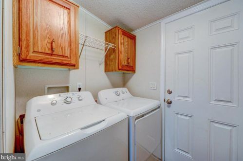 16 Marie Ct, Millsboro DE  19966-1320 exterior