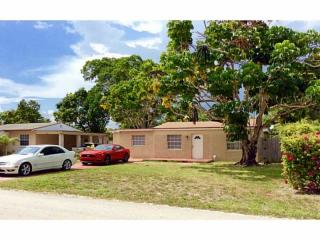 6227 26th St, Hollywood, FL 33023-3909