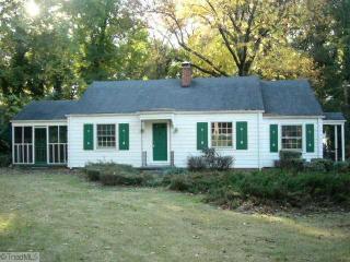 2408 Pineview Dr, Greensboro, NC 27407-4730