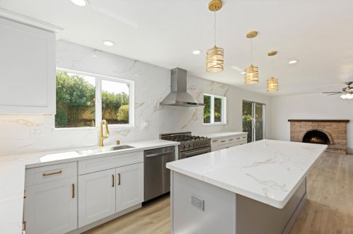 1238 Steven Dr, West Pittsburg CA  94565-6415 exterior