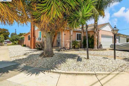 24650 Lyell Way, Hayward, CA 94544-2038