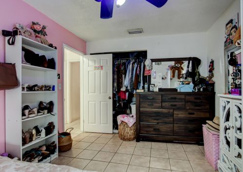1016 Aspen Rd, West Palm Beach FL  33409-4855 exterior