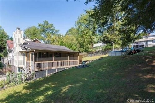 28 Durham St, Asheville, NC 28806-3304