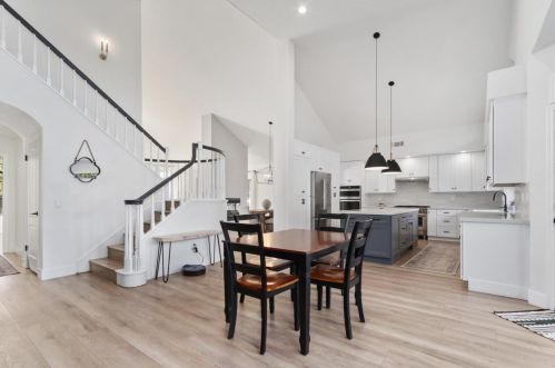 2121 Campton Cir, Rancho Cordova CA  95670-8348 exterior