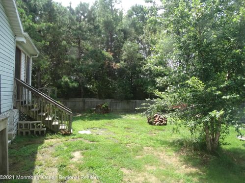 732 Palm Beach Dr, Lacey NJ  08731-4906 exterior