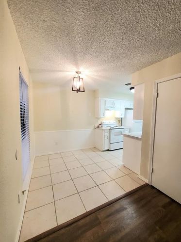 1605 5th Ave, Fort Worth TX  76104-4348 exterior