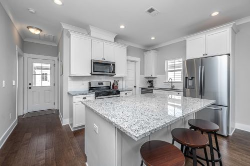 1898 Brittlebush Ln, Johns Island SC  29455-6717 exterior