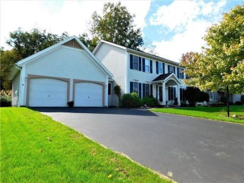 22 Woodworth St, Victor, NY 14564-1340