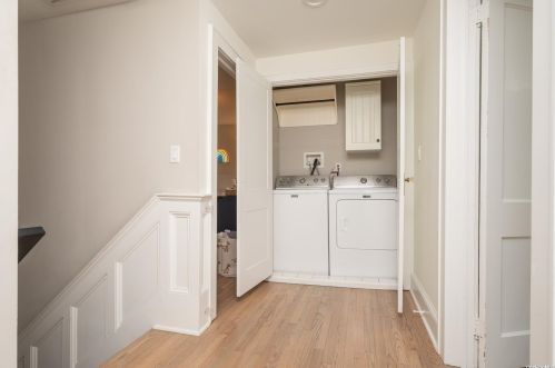 20 Cedar Rd, Elwood NY  11731-4636 exterior