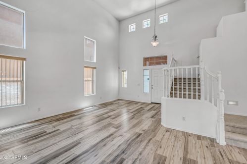 42323 46th Dr, Phoenix AZ  85086-1400 exterior