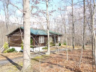 141 Mason Rd, Hedgesville, WV 25427-3436