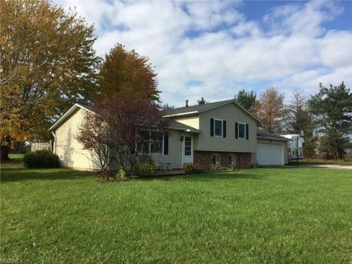 7312 Wooster Pike Rd, Seville, OH 44273-9719